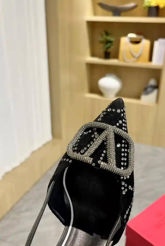 hype Valentino High Heels