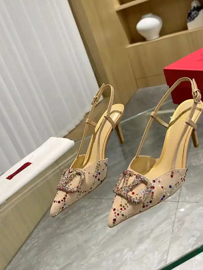 hype Valentino High Heels