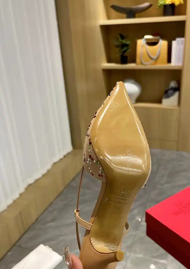 hype Valentino High Heels