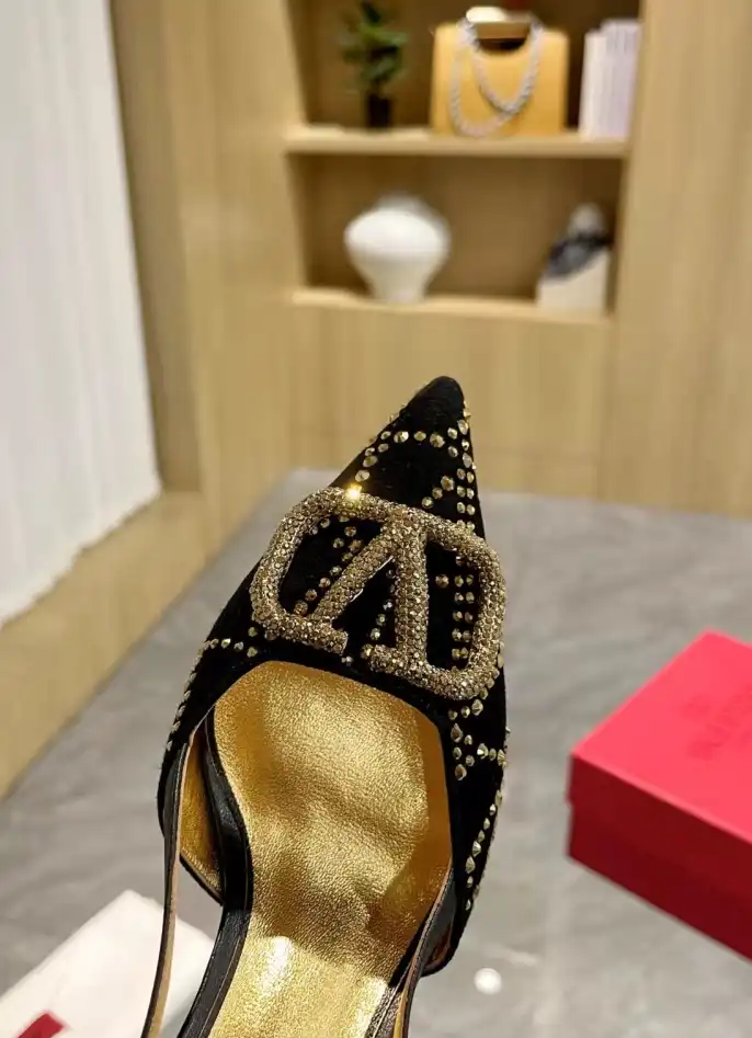 hype Valentino High Heels