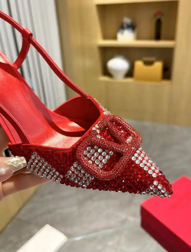 hype Valentino High Heels