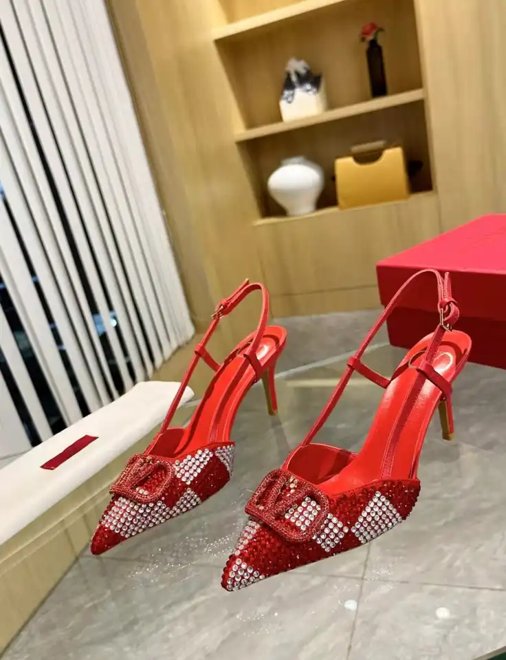 hype Valentino High Heels