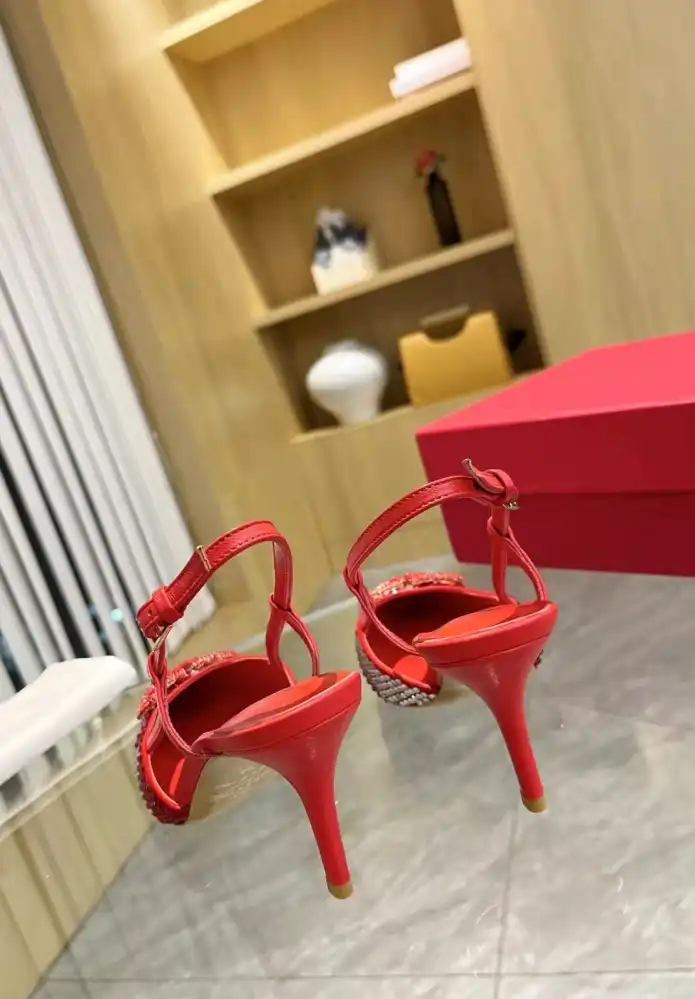 hype Valentino High Heels