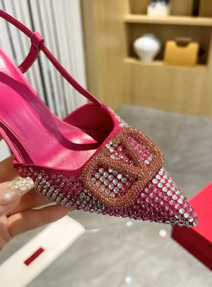 hype Valentino High Heels