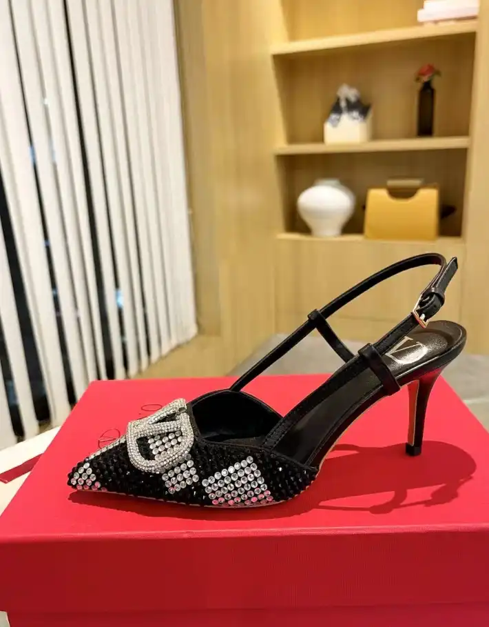 hype Valentino High Heels