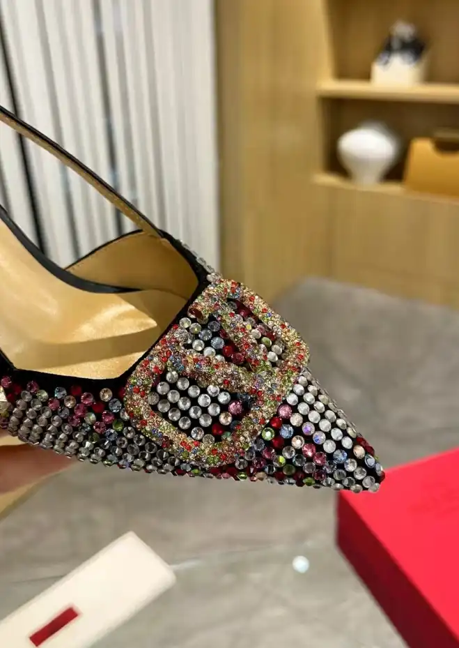 hype Valentino High Heels