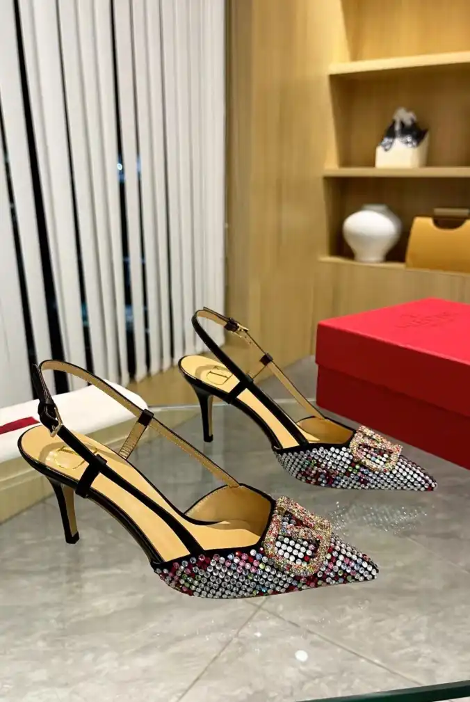 hype Valentino High Heels