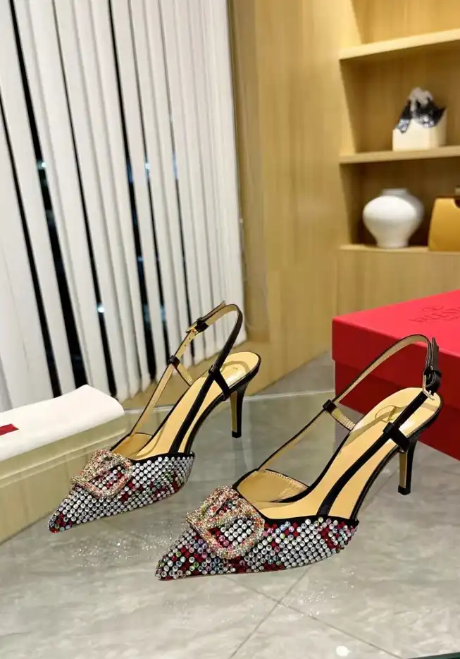 hype Valentino High Heels