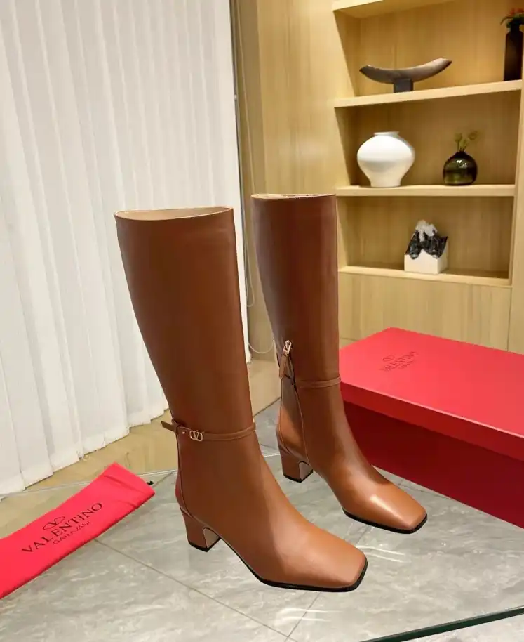 hype Valentino High Heels