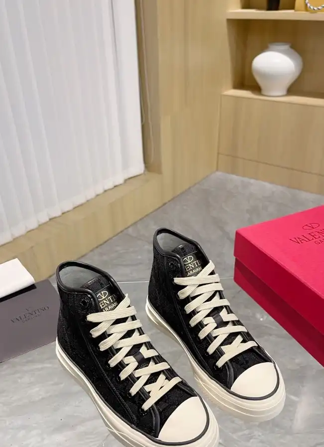 hype Valentino Casual Shoes