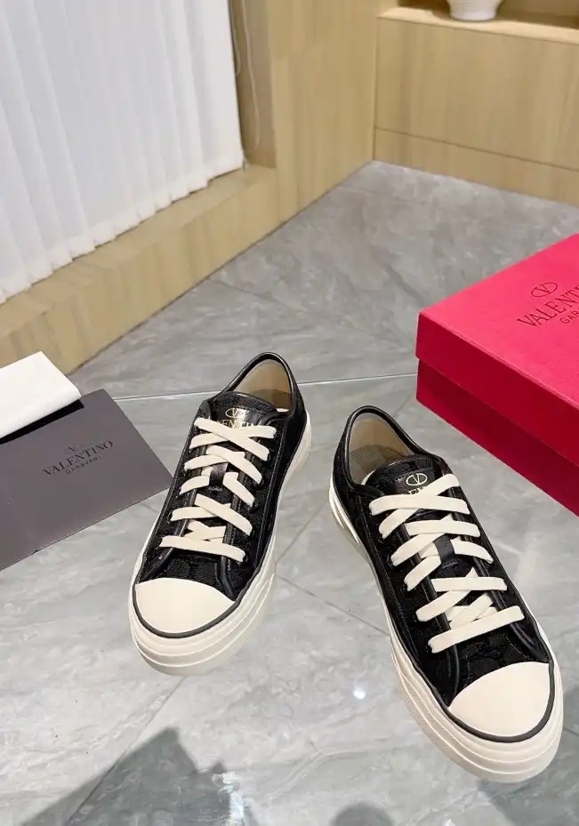 hype Valentino Casual Shoes