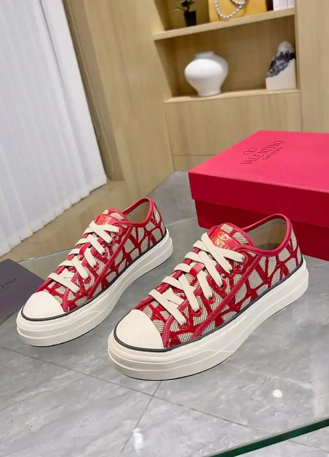 hype Valentino Casual Shoes