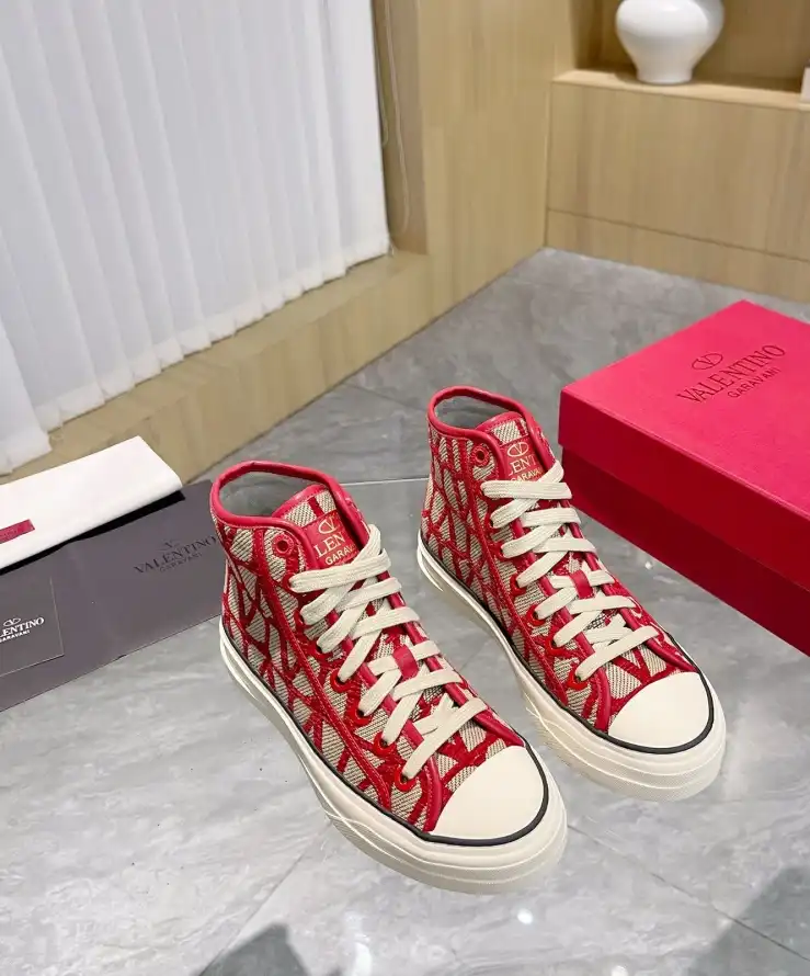 hype Valentino Casual Shoes