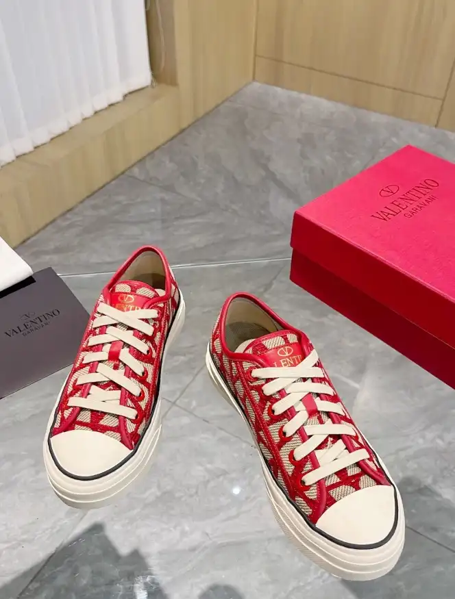 hype Valentino Casual Shoes