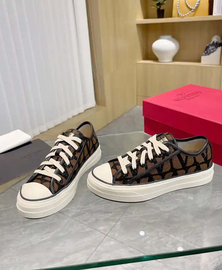 hype Valentino Casual Shoes