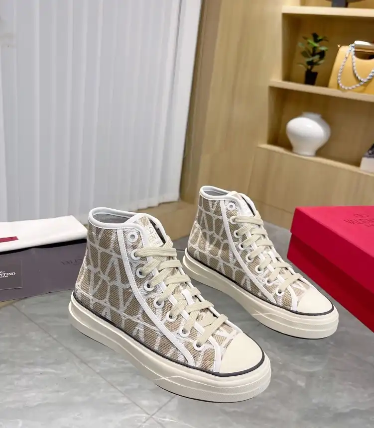 hype Valentino Casual Shoes