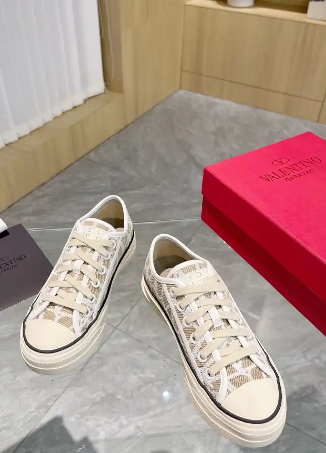 hype Valentino Casual Shoes