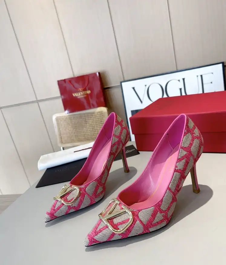 hype Valentino High Heels