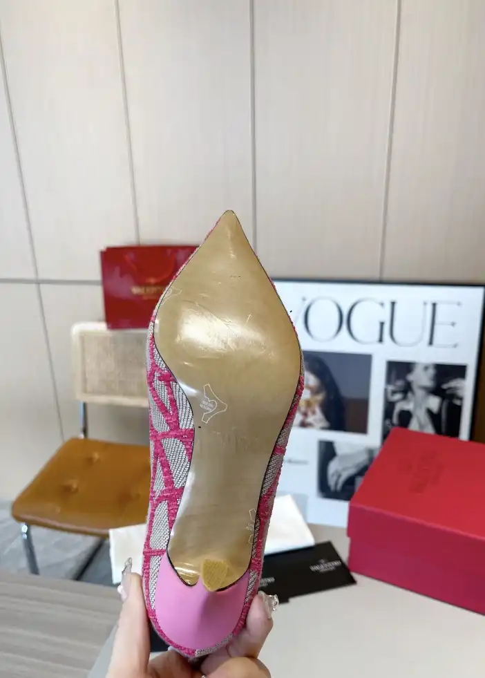 hype Valentino High Heels