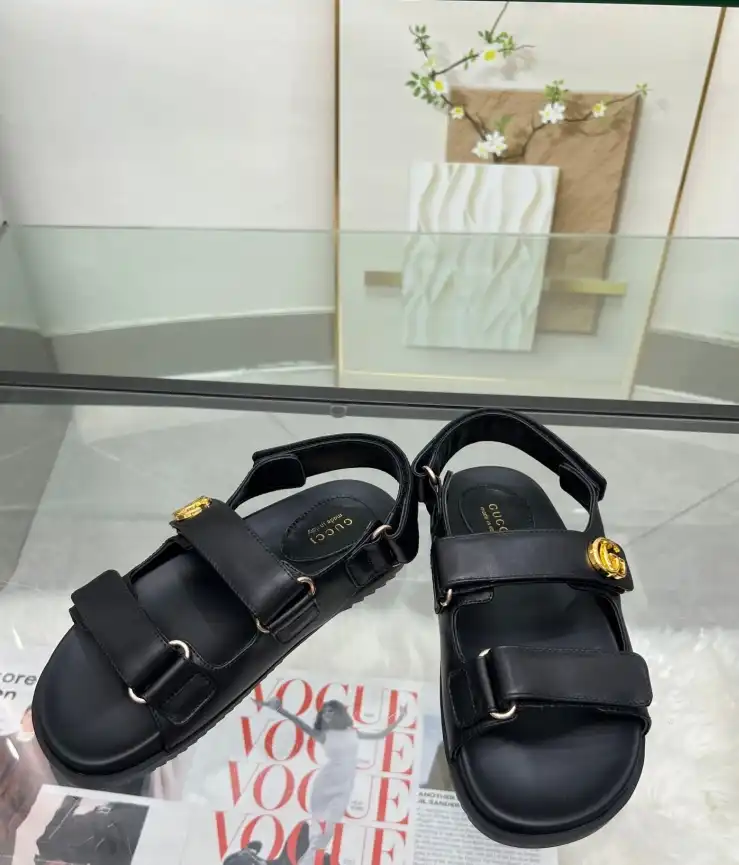 hype Gucci Sandals