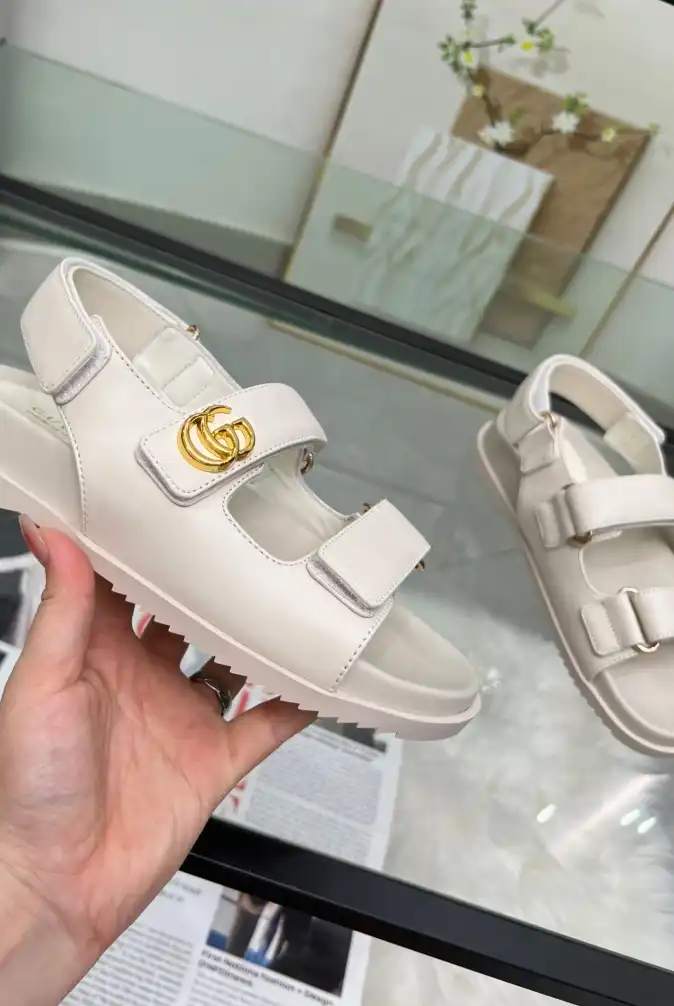 hype Gucci Sandals