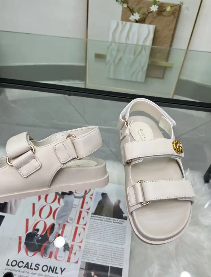 hype Gucci Sandals