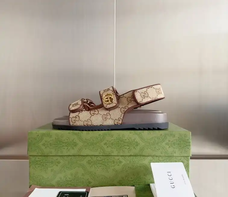 hype Gucci Sandals