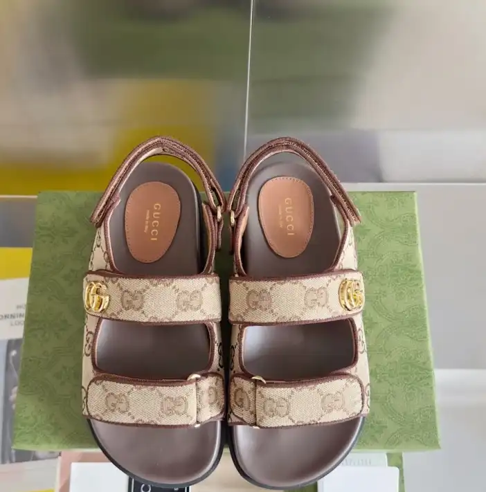 hype Gucci Sandals