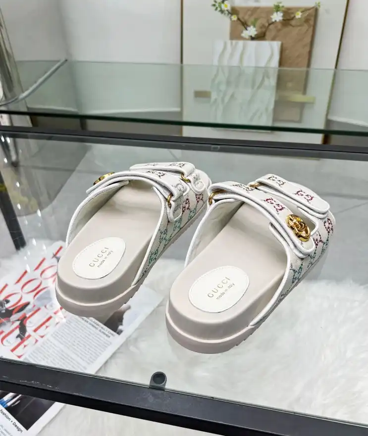 hype Gucci Sandals