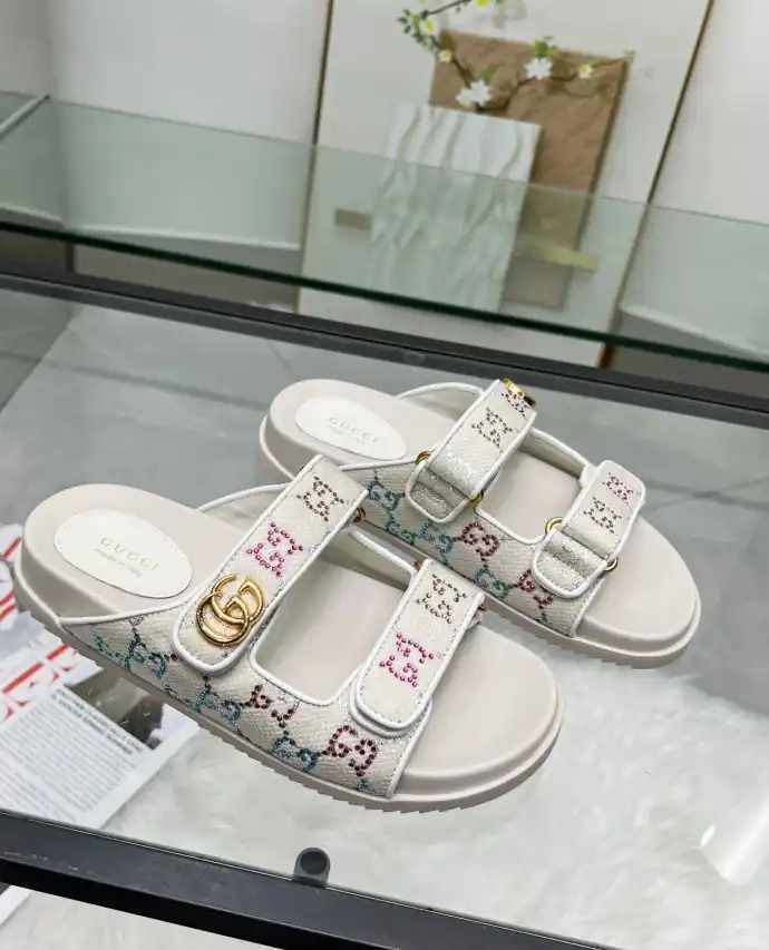 hype Gucci Sandals