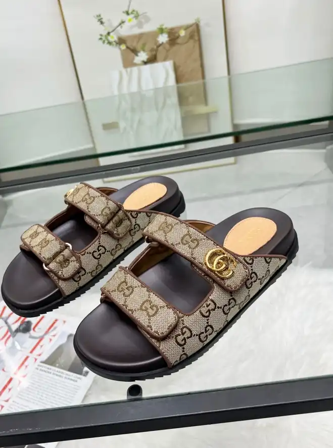 hype Gucci Sandals