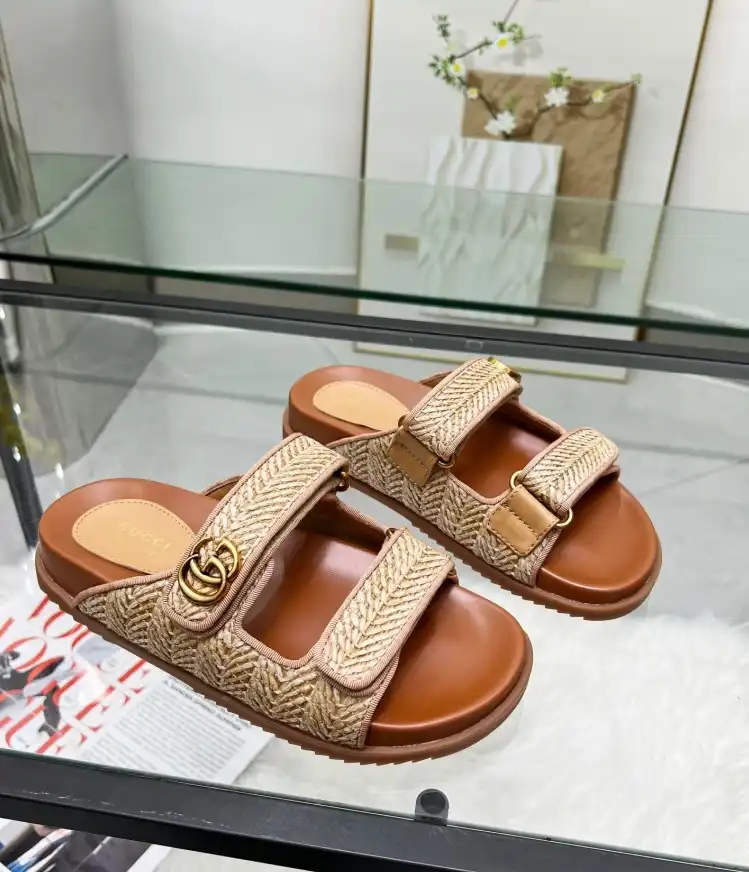 hype Gucci Sandals