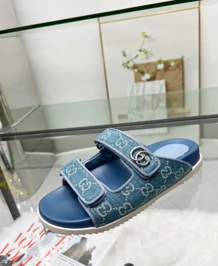 hype Gucci Sandals