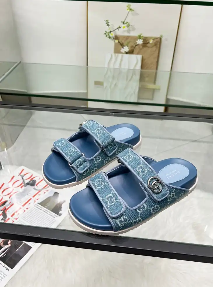 hype Gucci Sandals