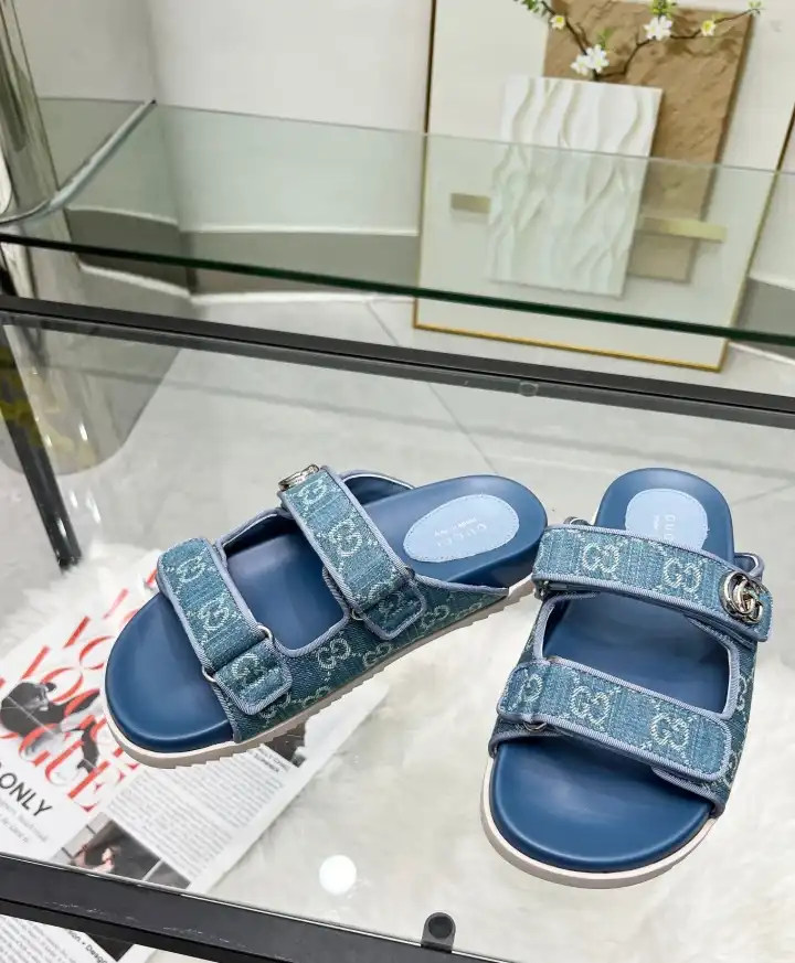 hype Gucci Sandals