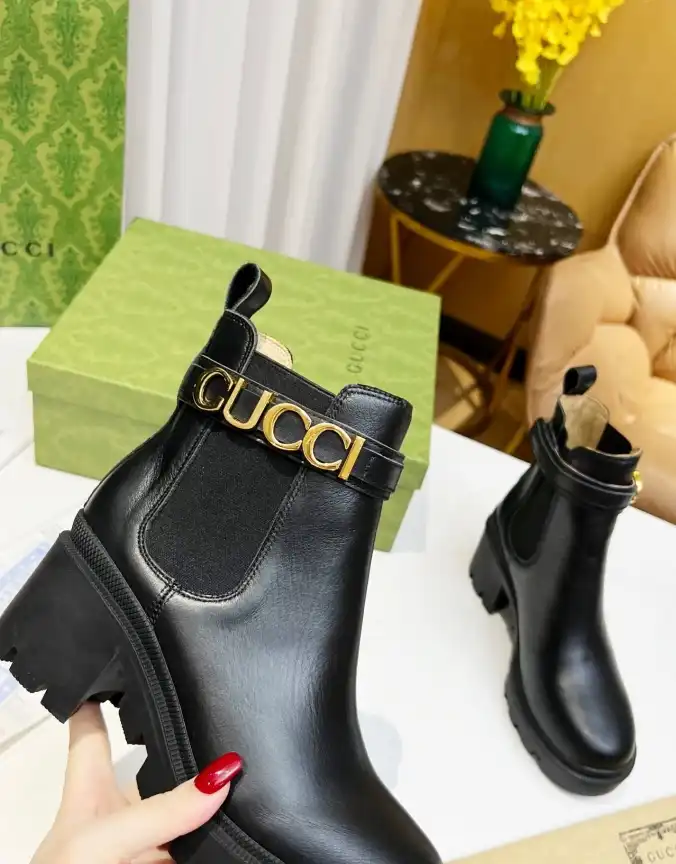 hype Gucci Boots