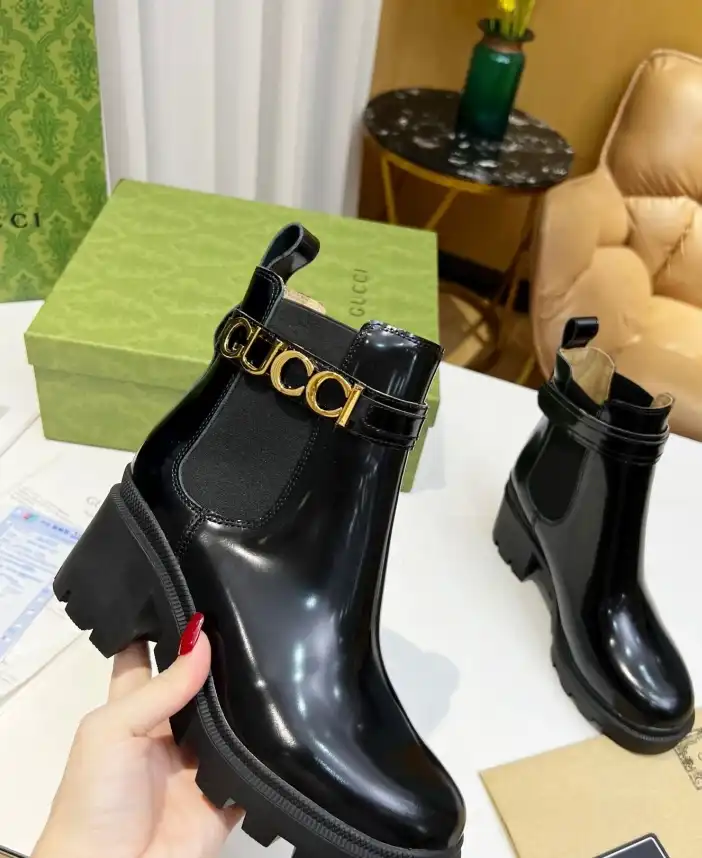 hype Gucci Boots