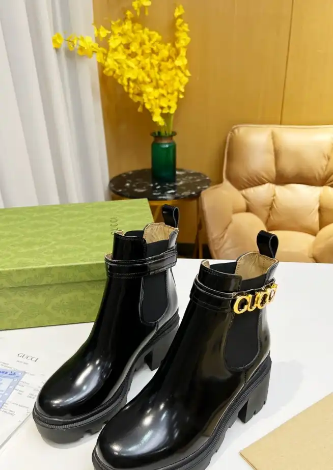 hype Gucci Boots