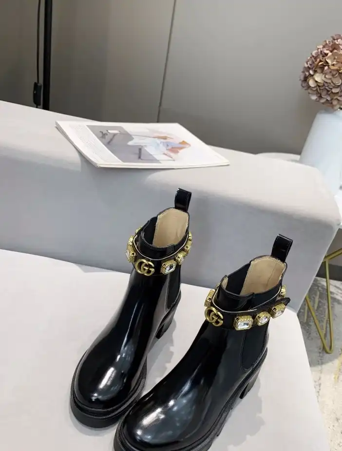 hype Gucci Boots