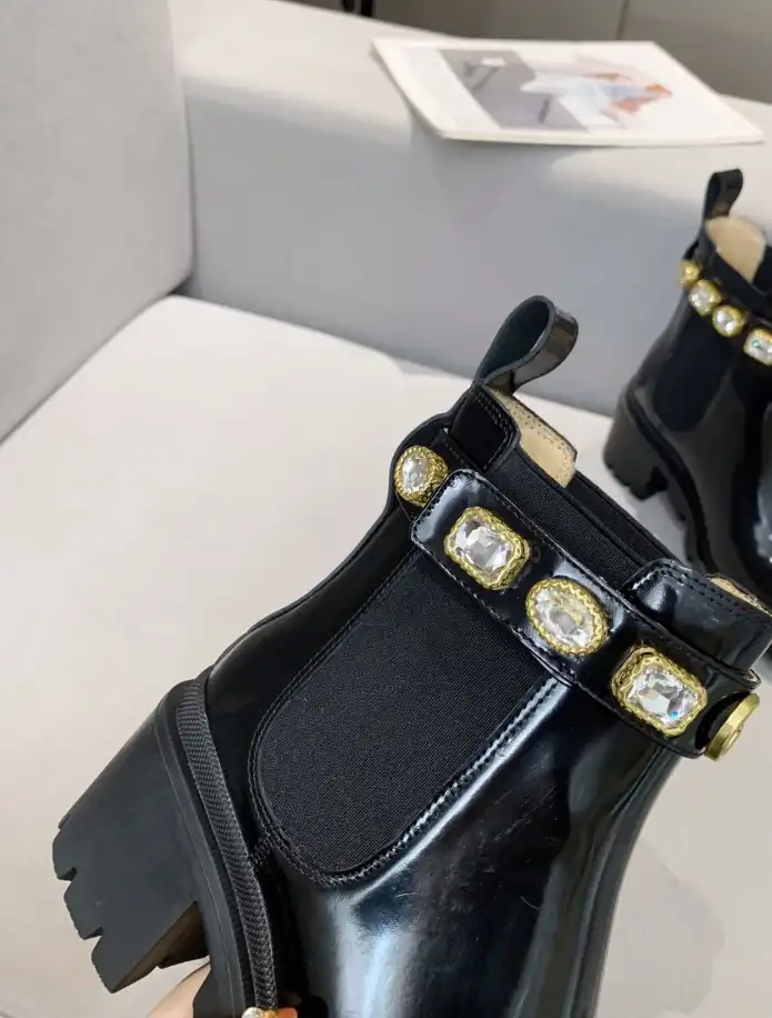 hype Gucci Boots