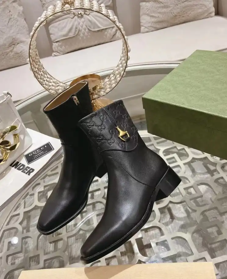 hype Gucci Boots