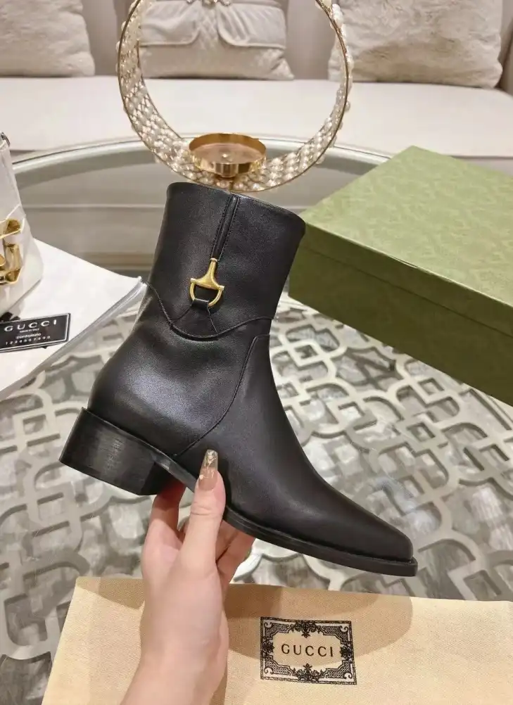 hype Gucci Boots