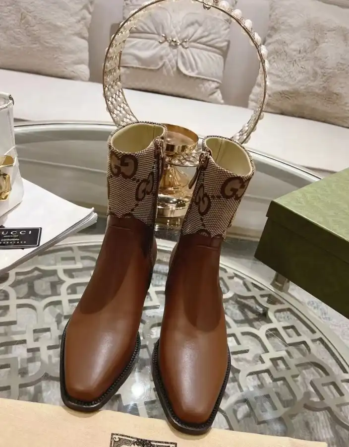 hype Gucci Boots