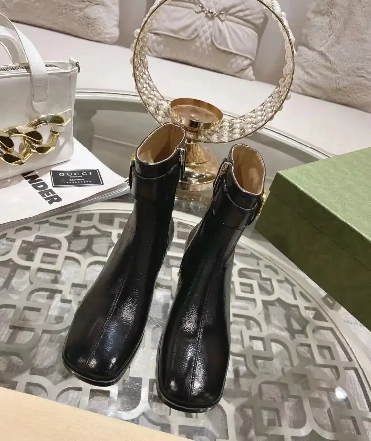 hype Gucci Boots