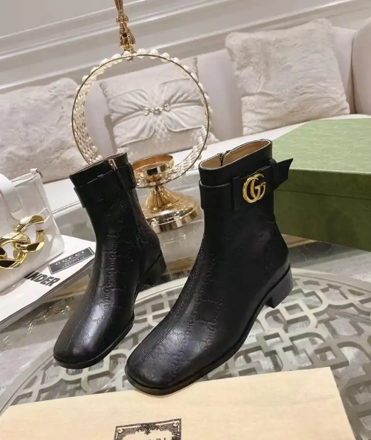 hype Gucci Boots