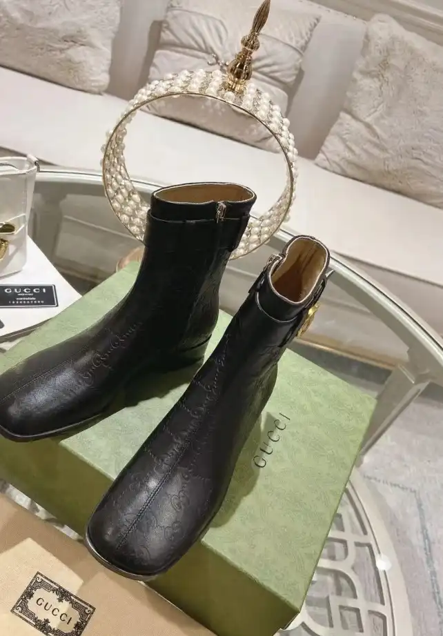 hype Gucci Boots