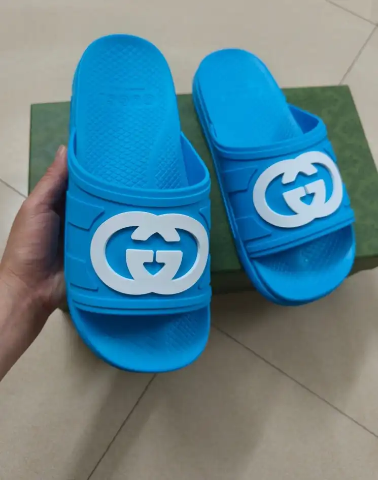 hype Gucci Slippers