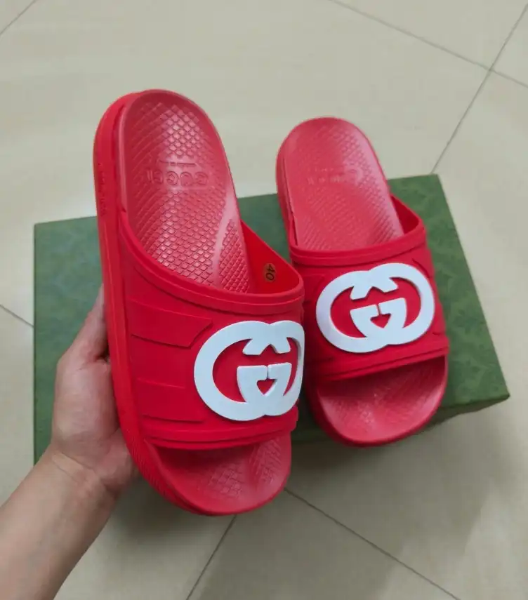 hype Gucci Slippers