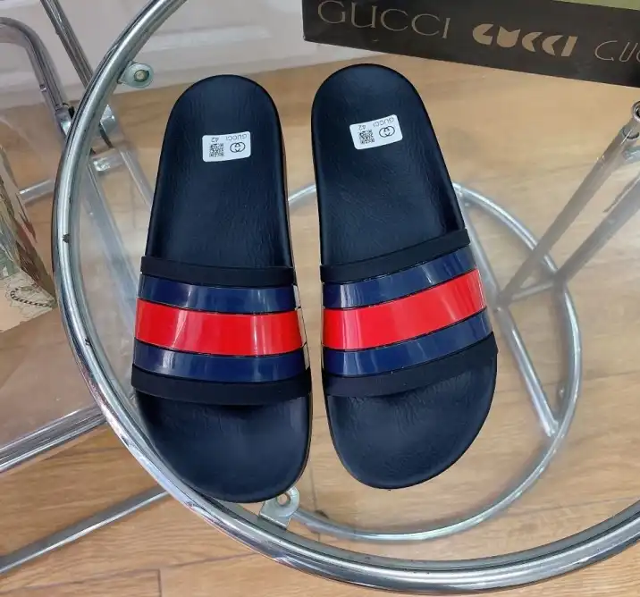 hype Gucci Slippers