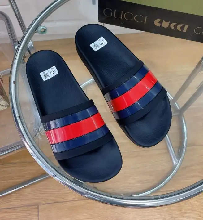 hype Gucci Slippers